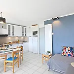 Apartamento Le Hameau - L2 202 By Interhome