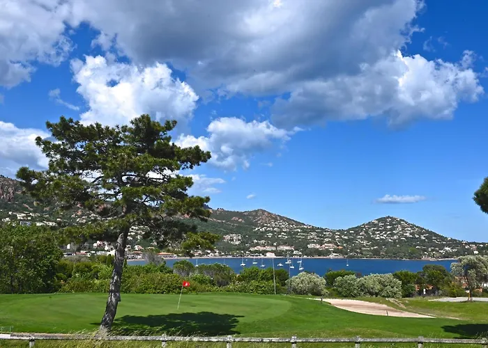 Apartmán Le Hameau - L2 202 By Interhome Saint-Raphaël